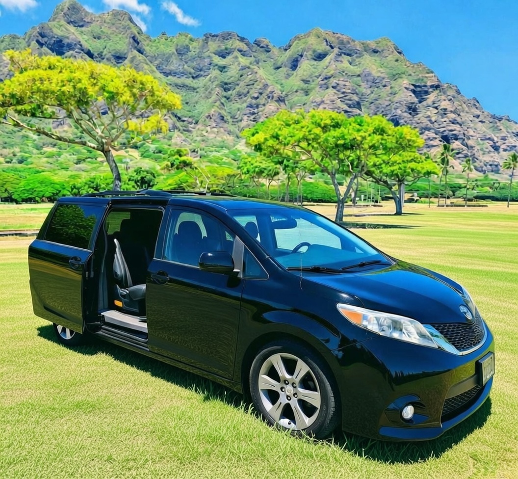Toyota Sienna Private Tour Oahu